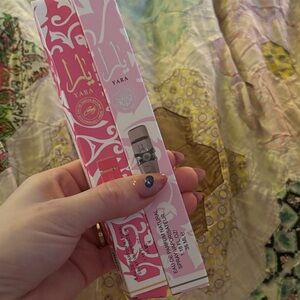 Yara and Yara Candy Rollerballs